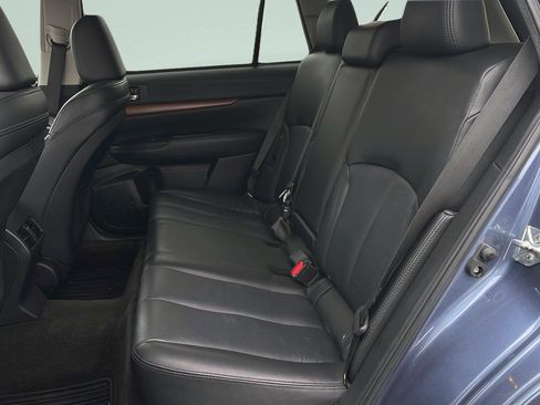 Used 2013 Subaru Outback 2.5i Limited image 21