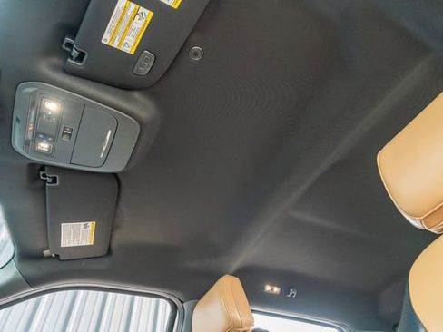 Used 2022 Ford F150 Lariat image 21