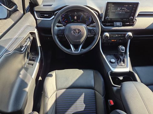 Used 2021 Toyota RAV4 XSE image 11