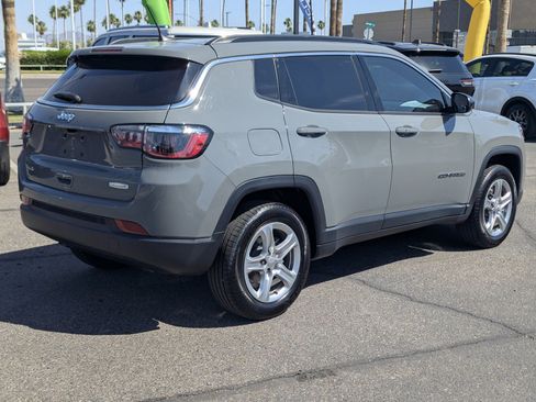 Certified 2023 Jeep Compass Latitude AWD/4WD image 2