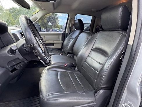 Used 2011 RAM 1500 Classic SLT w/ Technology Group RWD image 6