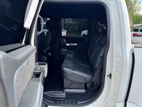 Used 2024 Ford F150 Platinum AWD/4WD image 11