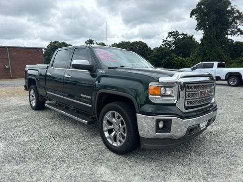 Used 2014 GMC Sierra 1500 SLT w/ SLT Crew Cab Value Package AWD/4WD image 3