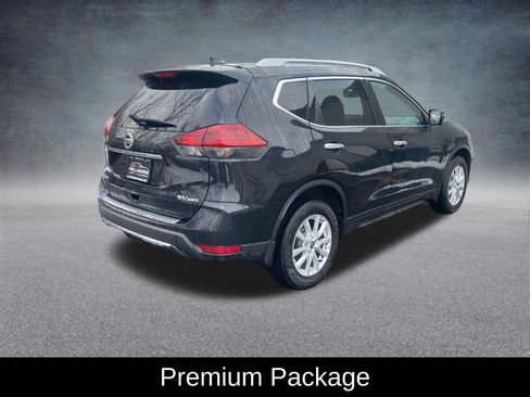 Used 2018 Nissan Rogue SV w/ Premium Package image 6