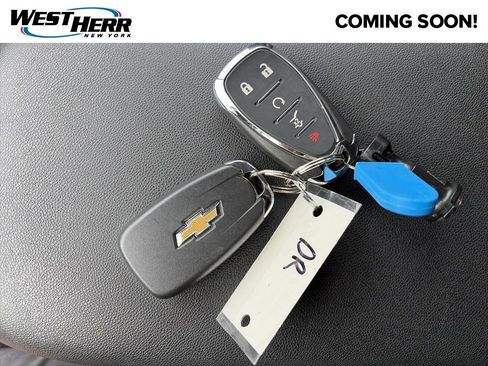 Used 2024 Chevrolet Equinox LT image 10