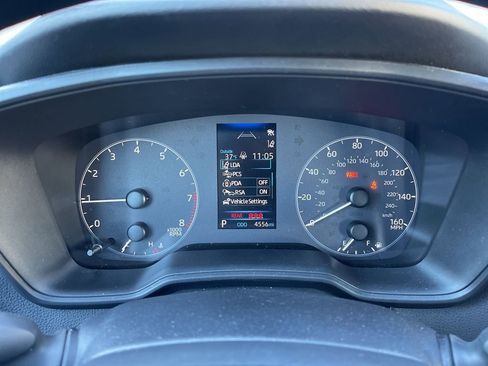 Used 2024 Toyota Corolla LE image 9