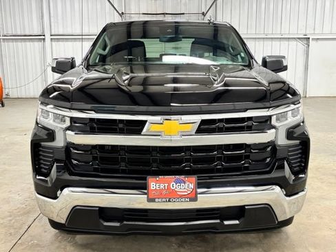 Used 2026 Chevrolet Silverado 1500 LT RWD image 2