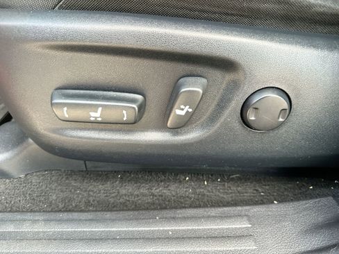 Used 2017 Toyota 4Runner SR5 image 12