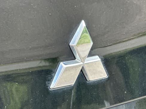 Used 2022 Mitsubishi Outlander SEL AWD/4WD image 19