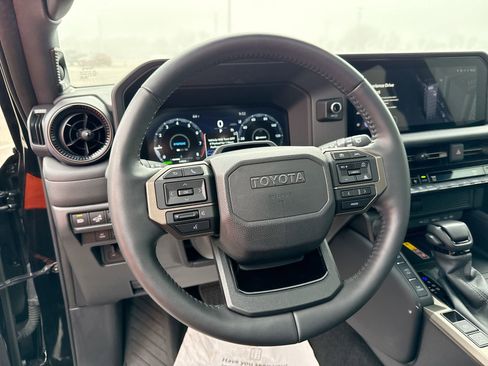 Certified 2024 Toyota Land Cruiser image 11