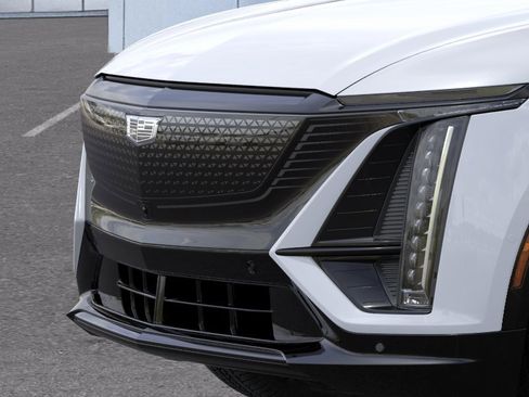 New 2026 Cadillac Lyriq Sport AWD/4WD image 14