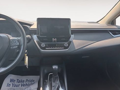 Used 2023 Toyota Corolla LE FWD image 11