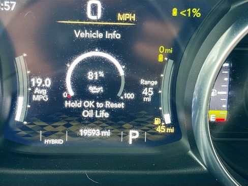 Used 2023 Jeep Wrangler Unlimited Rubicon 4xe w/ Cold Weather Group AWD/4WD image 13