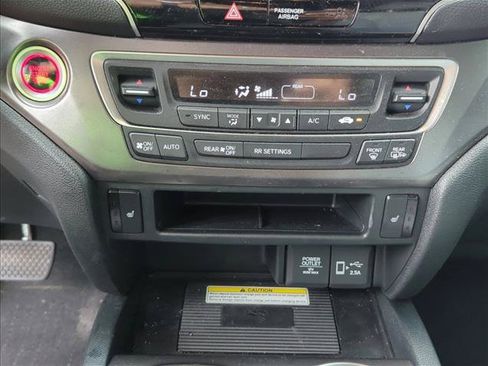Used 2023 Honda Passport EX-L image 21