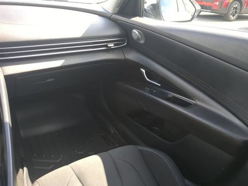 Used 2022 Hyundai Elantra SEL w/ Cargo Package FWD image 15