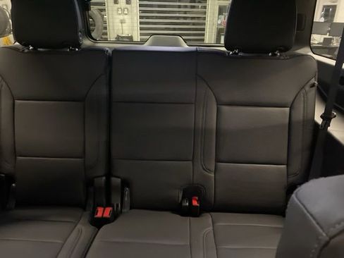 New 2026 Chevrolet Suburban Z71 w/ Comfort Package image 34