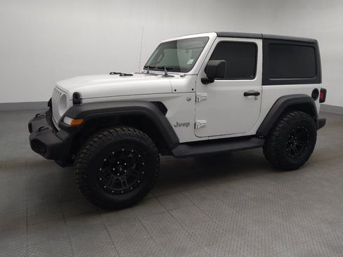 Used 2019 Jeep Wrangler Sport image 2