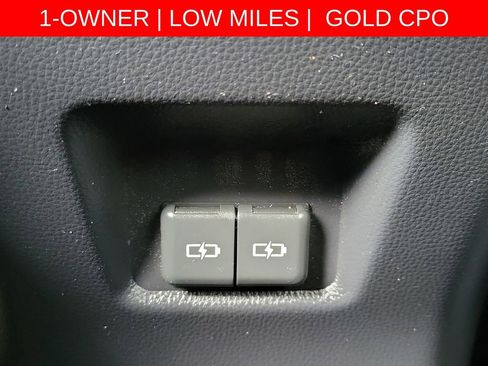 Used 2025 Toyota RAV4 XLE FWD image 14