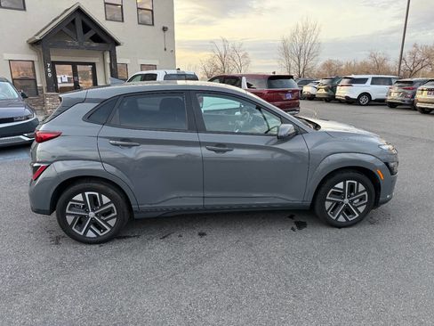 Used 2023 Hyundai Kona SEL image 8