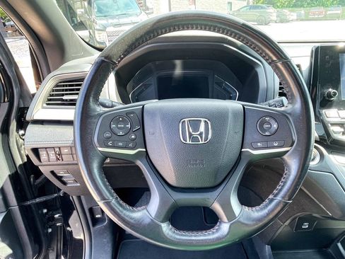 Used 2023 Honda Odyssey Sport image 11