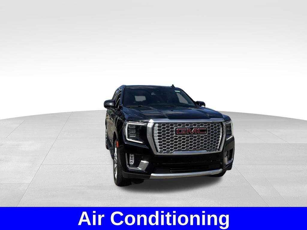 Used 2023 GMC Yukon Denali AWD/4WD image 4