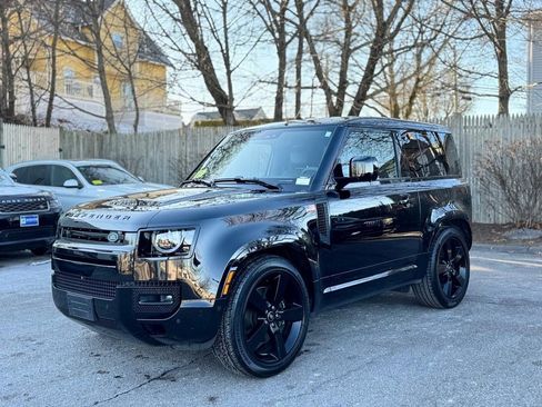 Used 2023 Land Rover Defender 90 V8 image 2