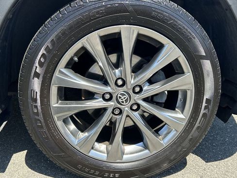 Used 2018 Toyota RAV4 Limited w/ All Weather Liner Package AWD/4WD image 13