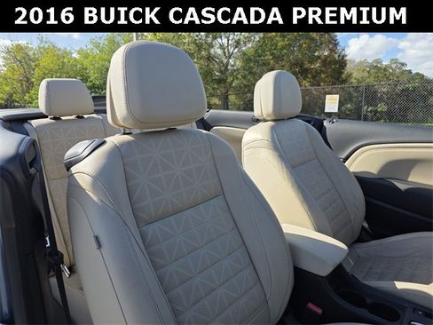 Used 2016 Buick Cascada Premium image 11