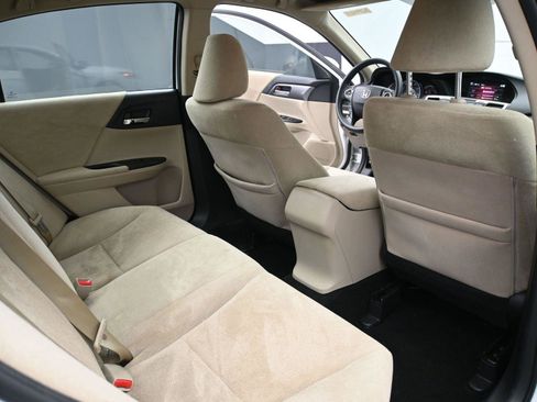 Used 2013 Honda Accord LX image 18