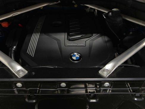 Used 2020 BMW X5 sDrive40i w/ Convenience Package RWD image 17