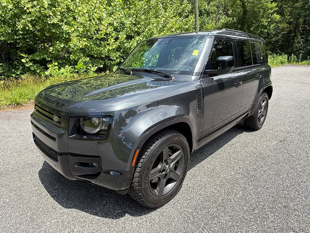 Used 2023 Land Rover Defender 110 X-Dynamic SE AWD/4WD image 2