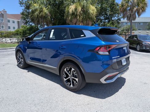 Used 2023 Kia Sportage EX FWD image 6