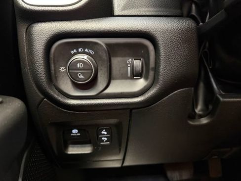 Used 2022 RAM 1500 Big Horn AWD/4WD image 15