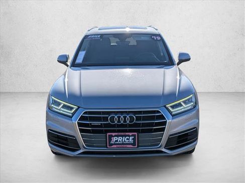 Used 2019 Audi Q5 2.0T Premium Plus w/ Premium Plus Package image 2