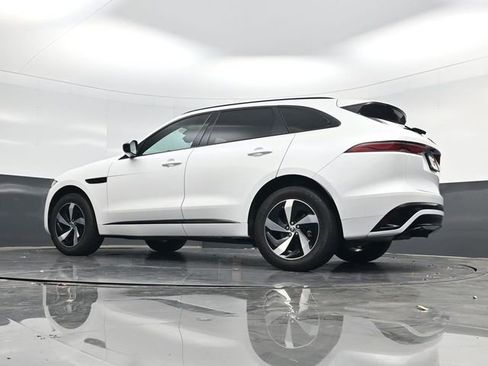 Used 2025 Jaguar F-PACE R-Dynamic S image 54