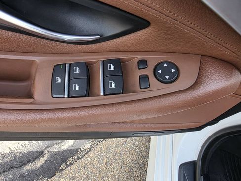 Used 2014 BMW 535i xDrive Sedan AWD/4WD image 14