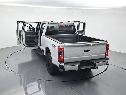 New 2026 Ford F250 Lariat w/ Black Appearance Package AWD/4WD image 45