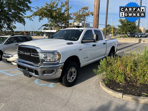 Used 2022 RAM 2500 Tradesman AWD/4WD image 2
