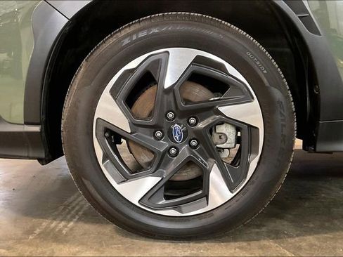 Used 2025 Subaru Crosstrek 2.5i Limited AWD/4WD image 9