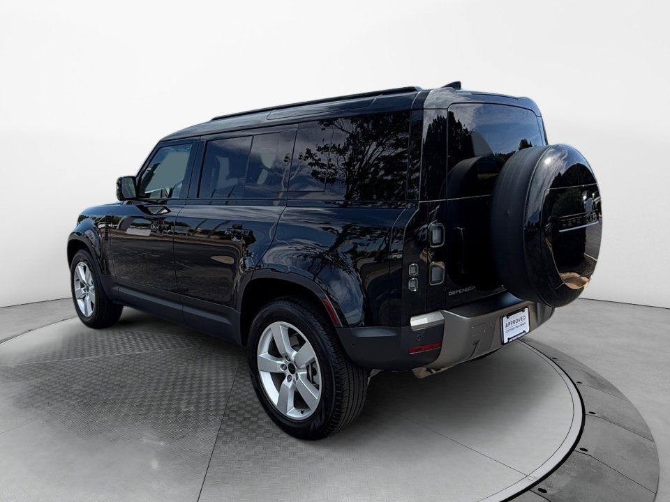 Used 2026 Land Rover Defender 110 S AWD/4WD image 5