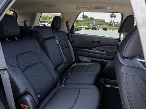 New 2026 Nissan Pathfinder SV FWD image 20