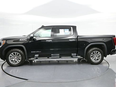 Used 2021 GMC Sierra 1500 Denali w/ Driver Alert Package II AWD/4WD image 4