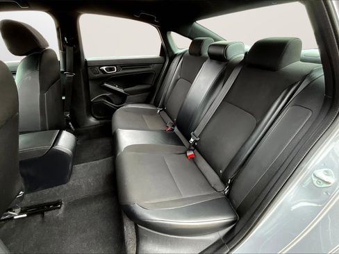 Used 2023 Honda Civic Sport image 18