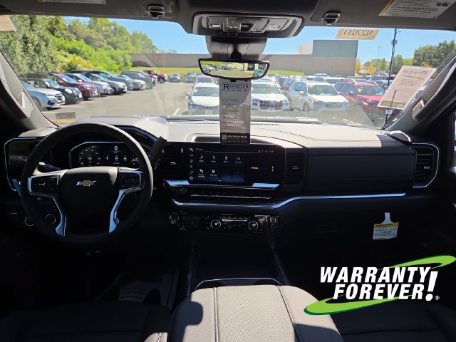 New 2026 Chevrolet Silverado 2500 LTZ w/ LTZ Premium Package AWD/4WD image 10