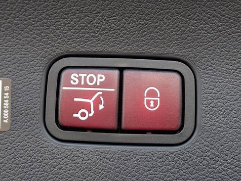 Used 2025 Mercedes-Benz GLC 43 AMG 4MATIC Coupe image 29