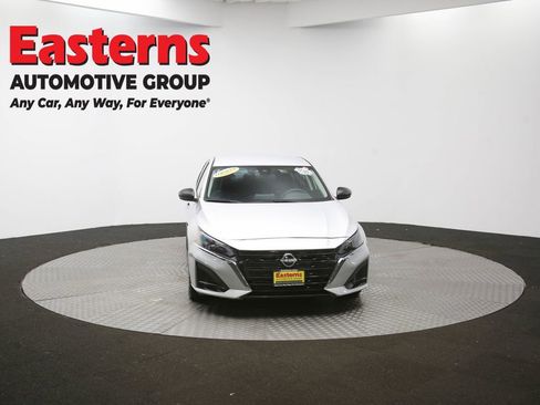 Used 2024 Nissan Altima 2.5 SV image 50