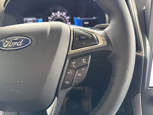 Certified 2024 Ford Edge SEL w/ Convenience Package image 28