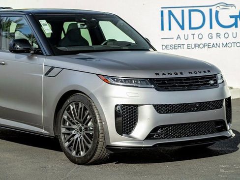 New 2026 Land Rover Range Rover Sport SV image 5
