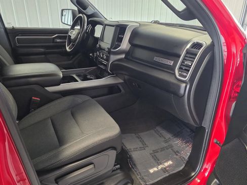 Used 2022 RAM 1500 Big Horn AWD/4WD image 10