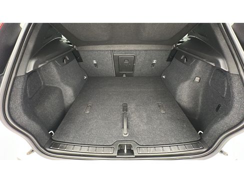Used 2023 Volvo XC40 Recharge Plus AWD/4WD image 23